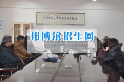 四川省什邡市職業(yè)中專學校迎接德陽市、什邡市教育局開學工作檢查