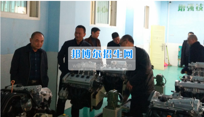 儀隴縣教育局長一行赴天坤四川省古藺縣職業(yè)高級(jí)中學(xué)校參觀考察