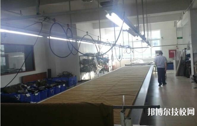 六盤(pán)水軍事技能職業(yè)學(xué)校2020年學(xué)費(fèi)、收費(fèi)多少