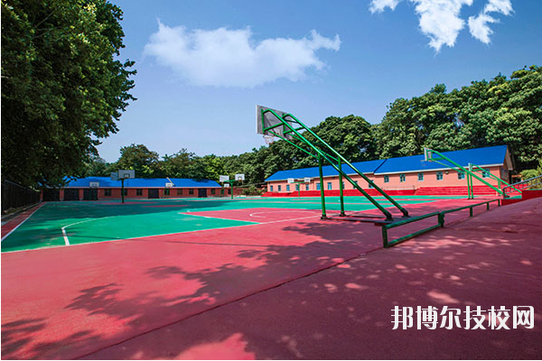 西安鐵道職業(yè)學(xué)校2020年報名條件、招生要求、招生對象