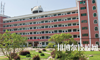 江西新能源技工學(xué)校2020年報(bào)名條件、招生要求、招生對(duì)象