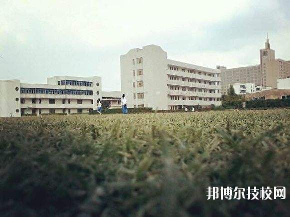 余姚市職業(yè)技術(shù)學(xué)校2020年學(xué)費、收費多少