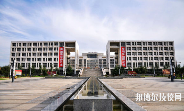 陜西商貿(mào)學(xué)院附屬中職校2020年報(bào)名條件、招生要求、招生對(duì)象 