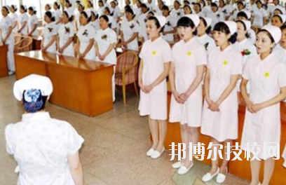 蘭州護(hù)士學(xué)校2020年報(bào)名條件、招生要求、招生對(duì)象