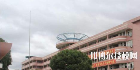 靈山第二職業(yè)技術(shù)學(xué)校2020年報(bào)名條件、招生要求、招生對(duì)象
