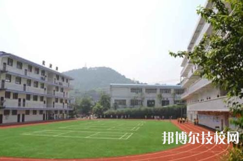 水城職業(yè)技術(shù)學校2020年報名條件、招生要求、招生對象