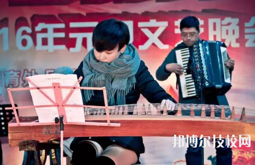 重慶萬州職業(yè)教育中心2020年報(bào)名條件、招生要求、招生對(duì)象