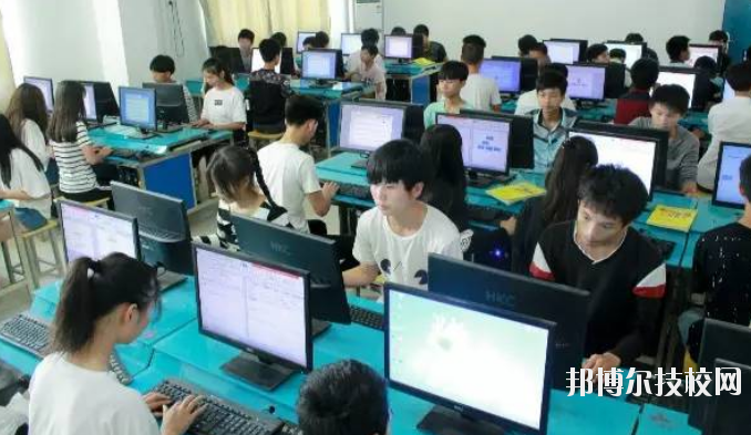 信豐中等專業(yè)學(xué)校怎么樣、好不好