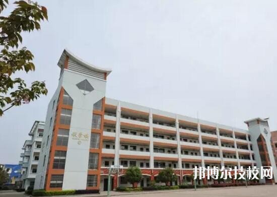 義烏城鎮(zhèn)職業(yè)技術(shù)學(xué)校2020年報(bào)名條件、招生要求、招生對(duì)象