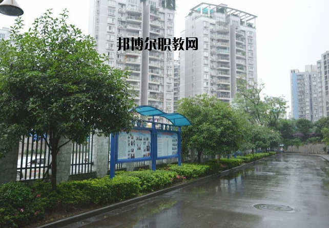 重慶五里店職業(yè)中學(xué)2020年報名條件、招生要求、招生對象