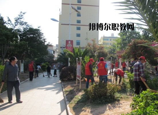 姚安縣職業(yè)高級中學(xué)怎么樣、好不好