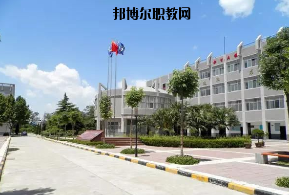 西安高陵區(qū)職業(yè)技術(shù)教育中心2020年報(bào)名條件、招生要求、招生對象 