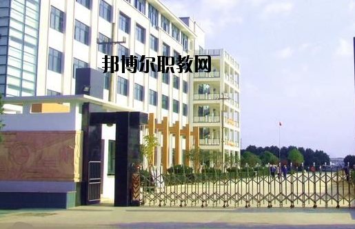 浙江吉利汽車工業(yè)學(xué)校怎么樣，好不好