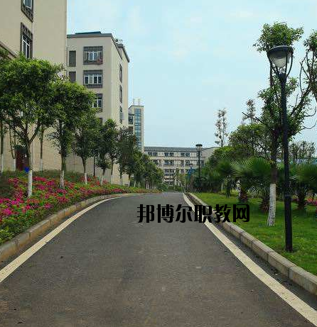 鄭州青年職業(yè)中等專(zhuān)業(yè)學(xué)校2021年招生辦聯(lián)系電話(huà)