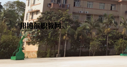 廣西工貿(mào)職業(yè)技術(shù)學校地址在哪里