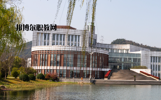 蘇州經(jīng)貿(mào)職業(yè)技術(shù)學院怎么樣、好不好