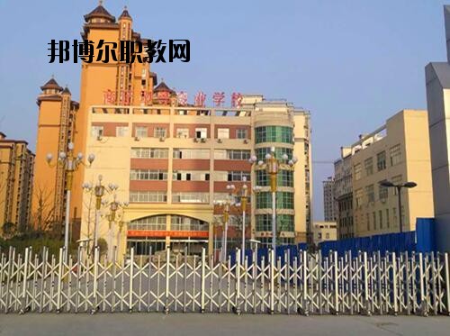 商丘中等專業(yè)學(xué)校2021年報(bào)名條件、招生對象