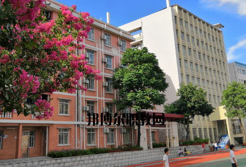 廣東工業(yè)貿(mào)易職業(yè)技術(shù)學(xué)校怎么樣、好不好