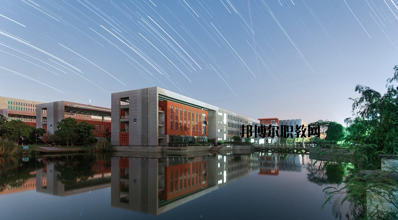 南京航空航天大學(xué)2020年報(bào)名條件、招生要求、招生對(duì)象