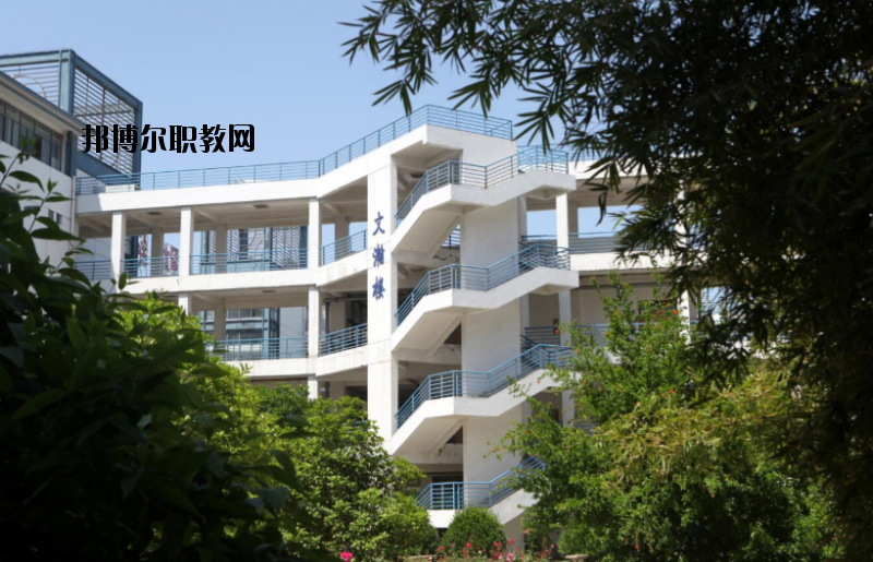 江蘇財(cái)經(jīng)職業(yè)技術(shù)學(xué)院2020年報(bào)名條件、招生要求、招生對(duì)象