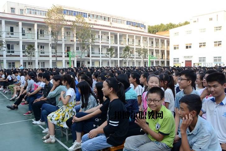 南陽第二中等職業(yè)學(xué)校2021年報名條件、招生要求、招生對象