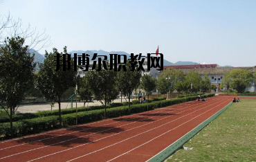 西峰職業(yè)中等專(zhuān)業(yè)學(xué)校怎么樣、好不好
