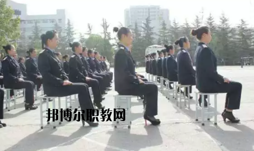 甘肅軌道交通運輸技工學校網(wǎng)站網(wǎng)址