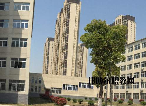 蕪湖財經(jīng)工業(yè)學(xué)校2020年報名條件、招生要求、招生對象