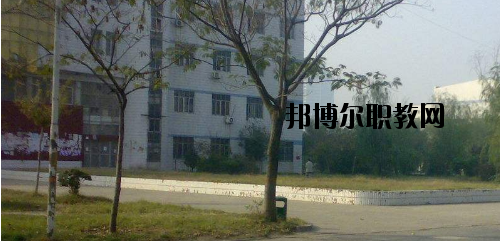 河南技工學(xué)校2021年報(bào)名條件、招生要求、招生對(duì)象