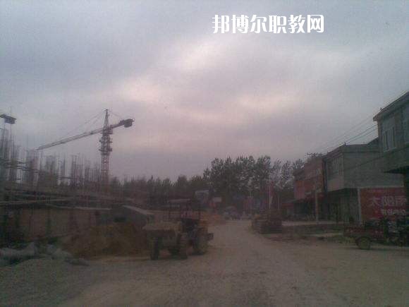 沈丘職業(yè)教育中心2021年報(bào)名條件、招生要求、招生對(duì)象