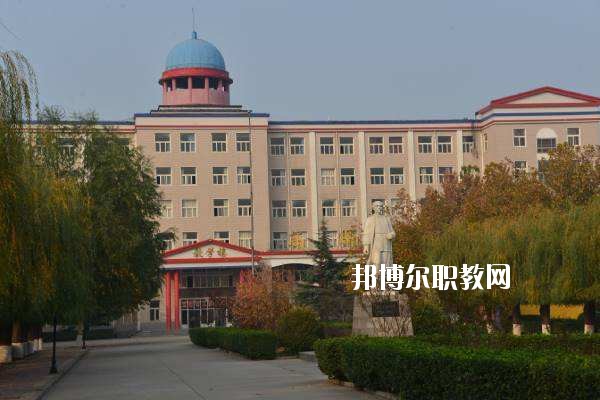 南陽廣播電視中等專業(yè)學校2021年報名條件、招生要求、招生對象