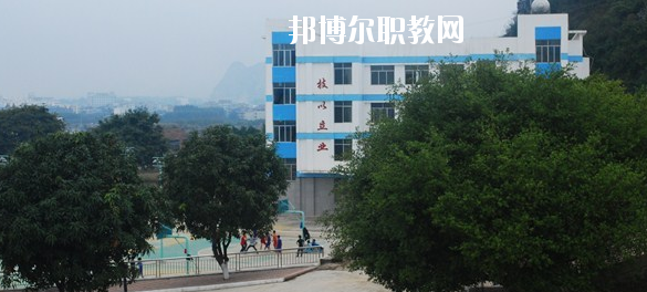 扶綏縣職業(yè)技術學校怎么樣、好不好
