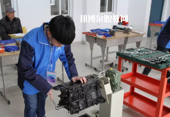 合肥市工程技術學校2020年報名條件、招生要求、招生對象