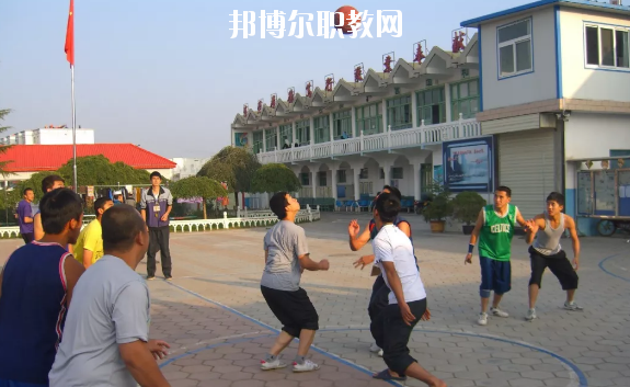 張家川縣阿拉伯語(yǔ)言學(xué)校2020年報(bào)名條件、招生要求、招生對(duì)象