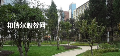 貴陽白云區(qū)職業(yè)技術(shù)學校2020年報名條件、招生要求、招生對象
