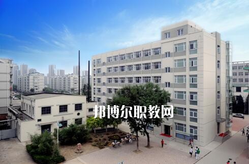 南陽經(jīng)濟貿易學校2021年報名條件、招生要求、招生對象