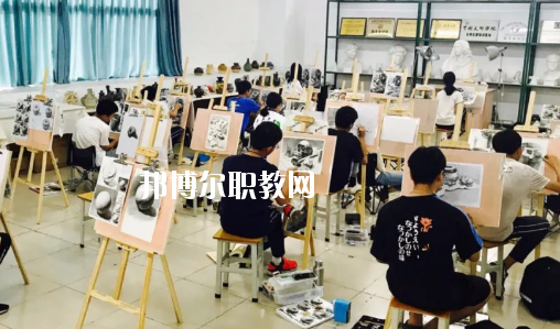 惠州科貿(mào)職業(yè)技術(shù)學(xué)校2020年報(bào)名條件、招生要求、招生對(duì)象
