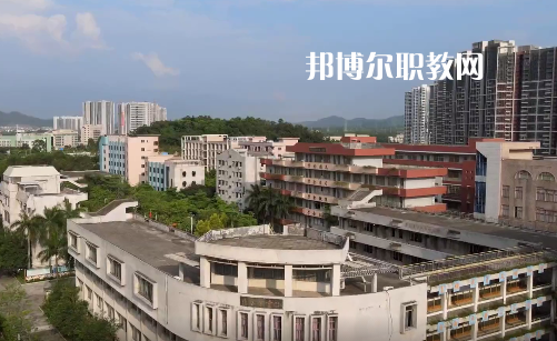 鶴山職業(yè)技術學校2021年學費、收費多少