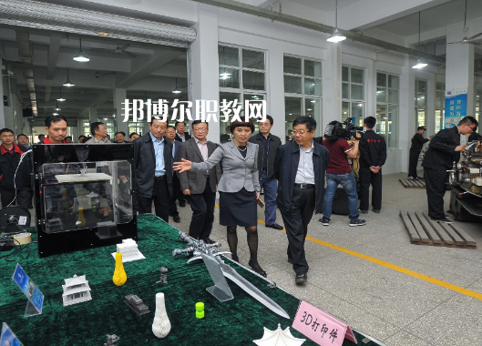 重慶2021年初中畢業(yè)報(bào)什么中專(zhuān)學(xué)校最好