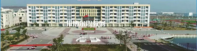 霍山職業(yè)學(xué)校2021年報(bào)名條件、招生要求、招生對(duì)象
