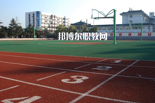 揚州生活科技學(xué)校怎么樣、好不好