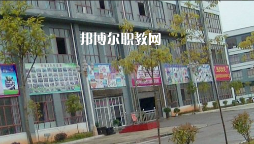 黔西南州英才職業(yè)技術(shù)學(xué)校怎么樣、好不好