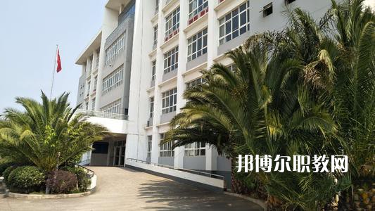 晉寧職業(yè)高級中學2021年報名條件、招生要求、招生對象