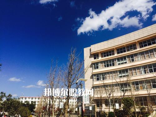 云南林業(yè)學(xué)校2021年報名條件、招生要求、招生對象