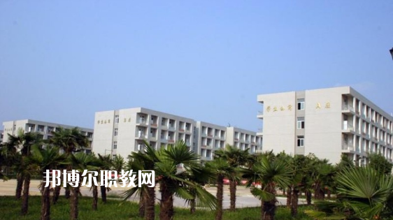 云南夏蒙衛(wèi)生學(xué)校怎么樣、好不好?