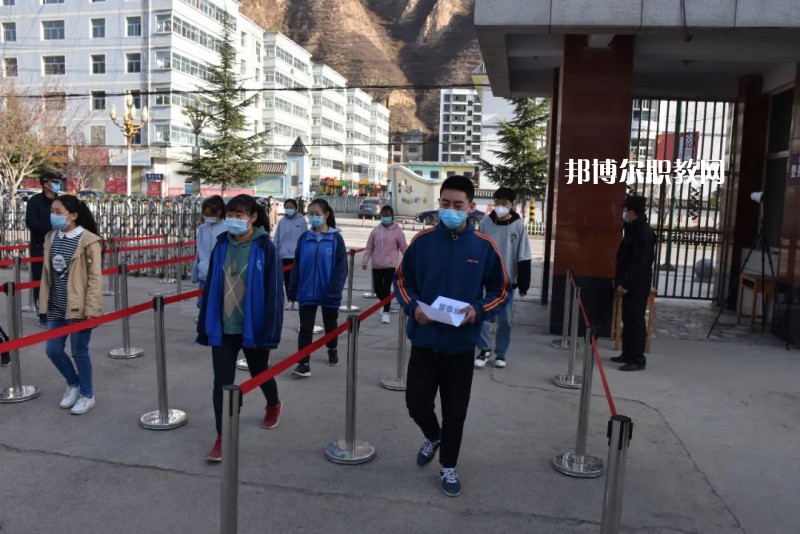 武都職業(yè)中學(xué)2022年報(bào)名條件、招生要求、招生對(duì)象