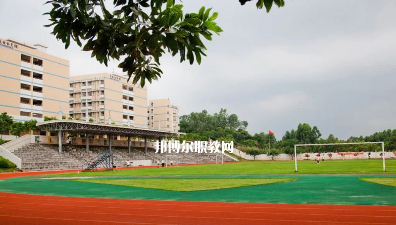 重慶航運旅游學(xué)校2022年報名條件、招生要求、招生對象 