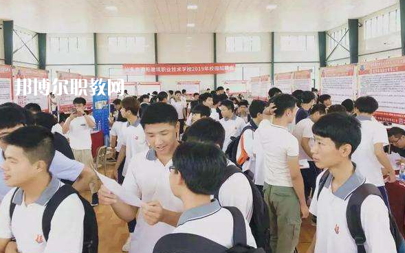 汕頭潮陽建筑職業(yè)技術(shù)學(xué)校2022年報(bào)名條件、招生要求、招生對象