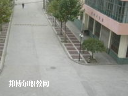 蘭州鐵路機(jī)械學(xué)校2022年報(bào)名條件、招生要求、招生對(duì)象