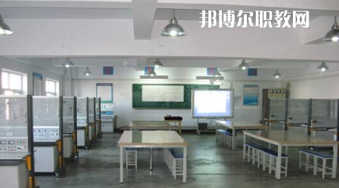 秦皇島市升華中等職業(yè)學校2022年報名條件、招生要求、招生對象